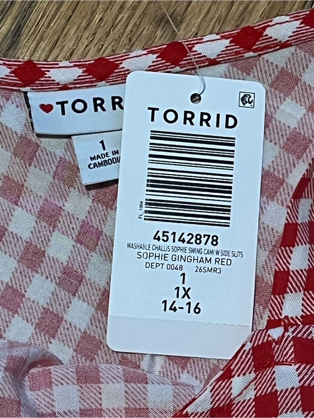 Torrid 1X Red White Gingham Camisole Tank Top Flowy Spaghetti Strap NWT - Picture 4 of 5
